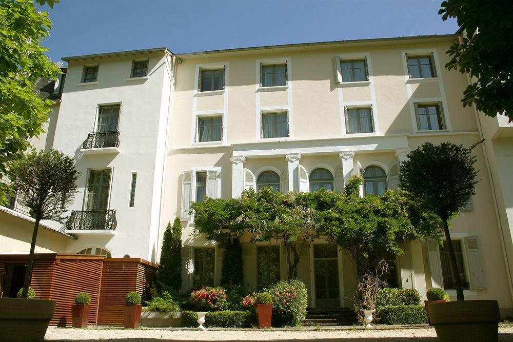 Clarion Suites Corneille Luchon Bagneres-de-Luchon Exterior photo
