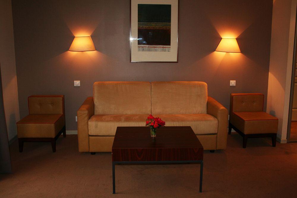 Clarion Suites Corneille Luchon Bagneres-de-Luchon Exterior photo